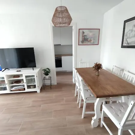 Appartement Amplio Con Piscina Al Lado De La Playa