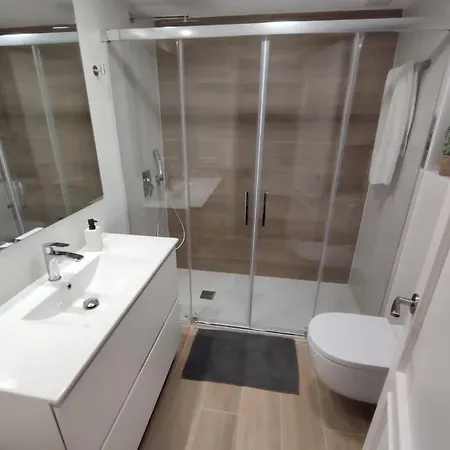 Διαμέρισμα Amplio Con Piscina Al Lado De La Playa