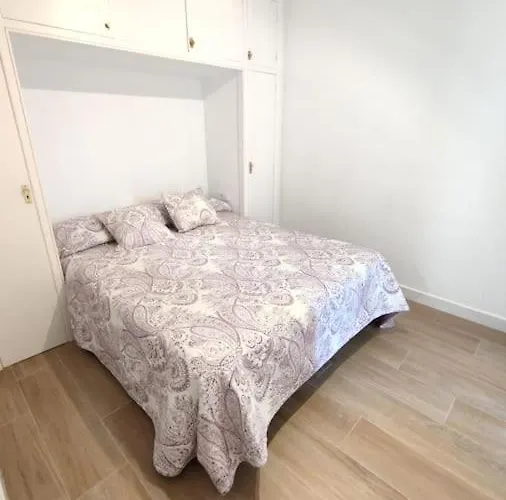 Apartamento Amplio Con Piscina Al Lado De La Playa