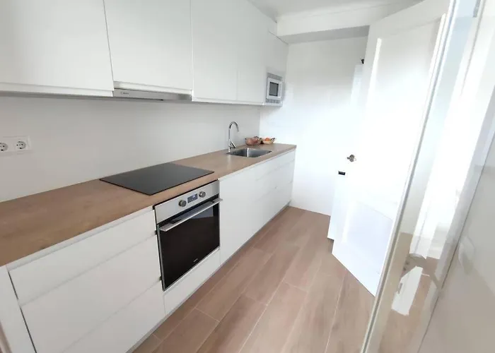 Amplio Con Piscina Al Lado De La Playa Daire *